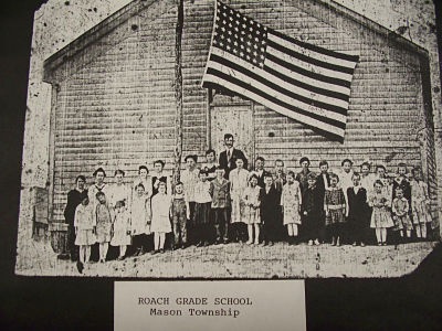 Roach Grade School Class Photograph